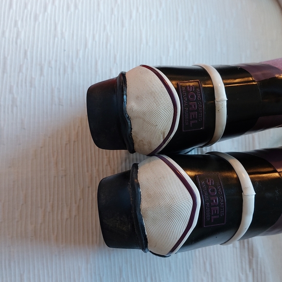 Sorel Black and Purple Tall Rain Boots Size 7 - Picture 14 of 15